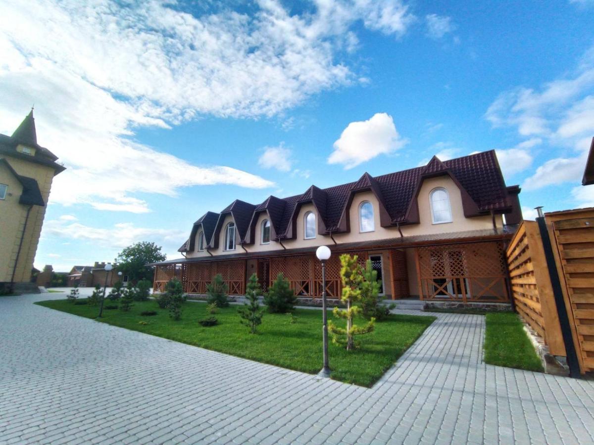 Готельно-Ресторанний Комплекс Прованс Парк Pocsajiv Kültér fotó